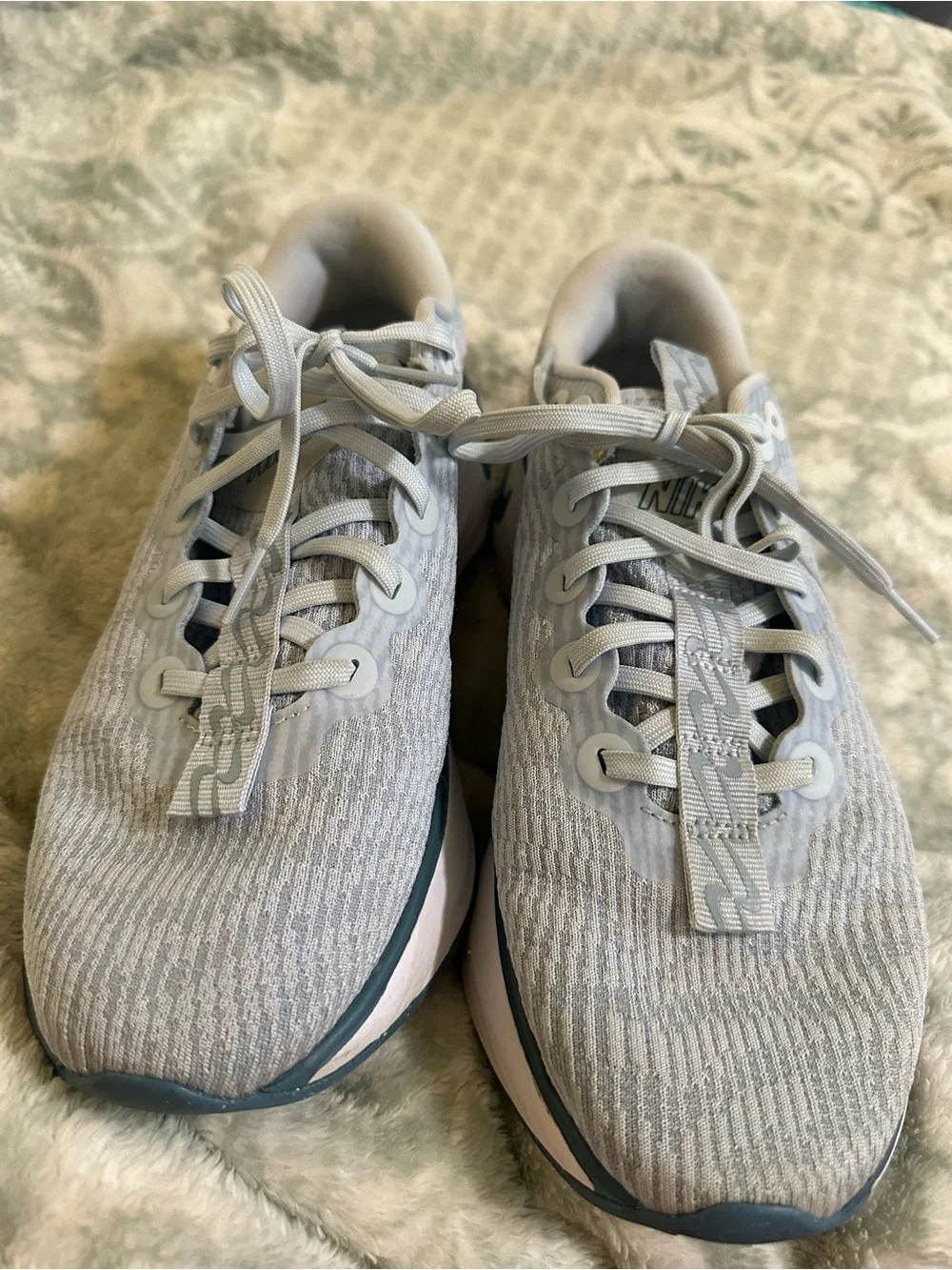 Nike Women's Motiva Light Blue Running Sneakers 10